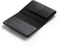 Satechi Passport Cover with Find My-tracker